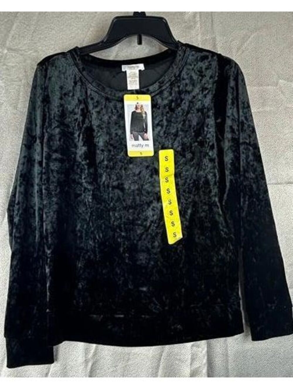Matty M Women’s Black Velvet Long Sleeve Top Crushed Velour Shirt Size Small NWT